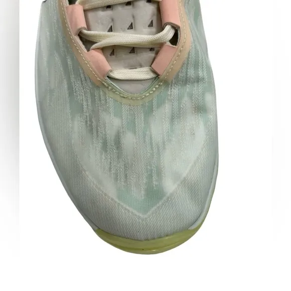 Size 18 - Nike Air Zoom GT Cut 2 Better You
