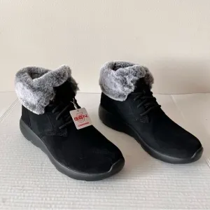 Skechers On-the-GO City 2 Winter Wishes Suede Ankle Boots