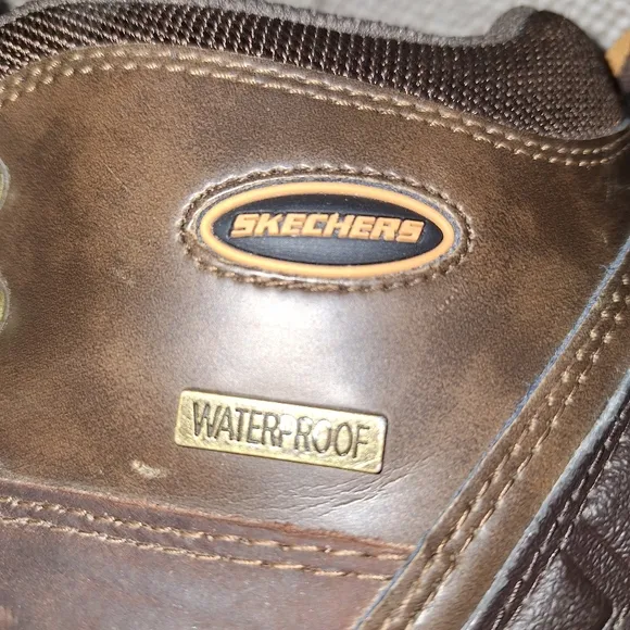 Skechers Relaxed Fit air cooled memory foam waterproof Leather boots size 11.5