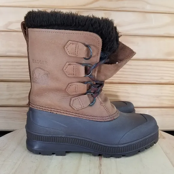 Sorel Badger Womens 7 US WP Winter Snow Duck Boot Made In Canada Leather Lace-up