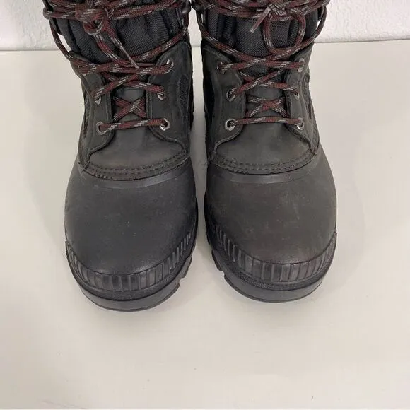 Sorel Black Hard Shell with Maroon Lace Up Winter Boots