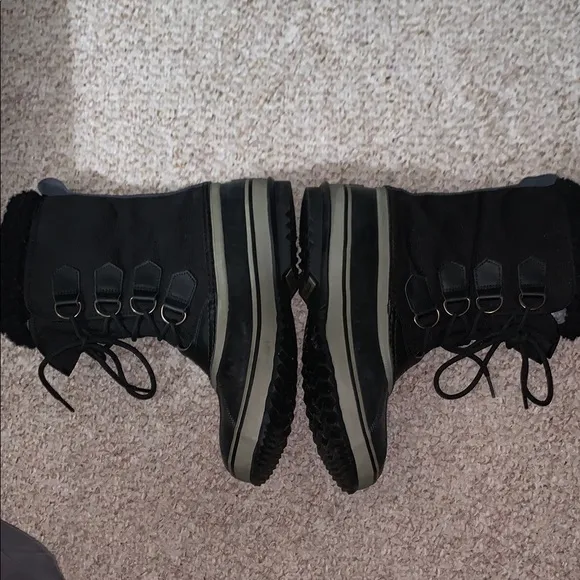 Sorel Black Rain and Snow Boots with Fur Lining and Rugged Sole