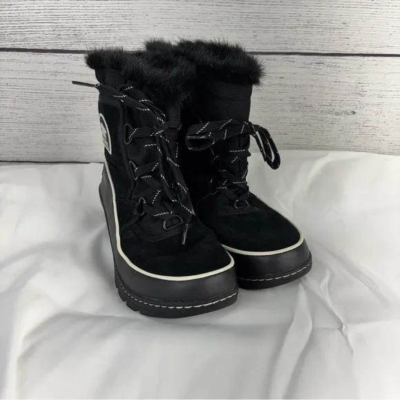 Sorel Black Tivoli Winter Boots Size 9