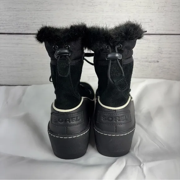 Sorel Black Tivoli Winter Boots Size 9