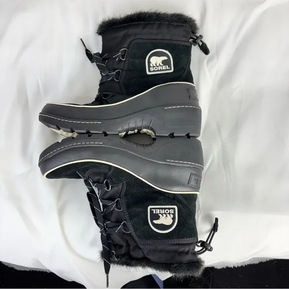 Sorel Black Tivoli Winter Boots Size 9
