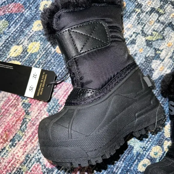 Sorel Black Winter commander Boots