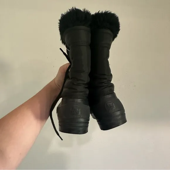 Sorel Black Winter Waterproof Nylon Fur Cuff Snow Boots