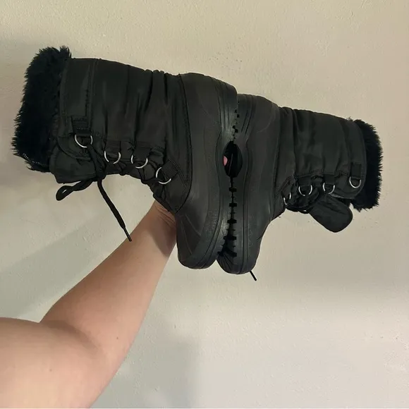 Sorel Black Winter Waterproof Nylon Fur Cuff Snow Boots