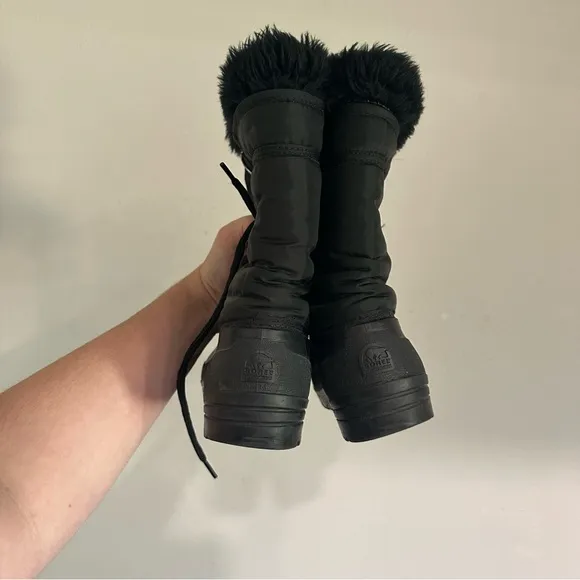 Sorel Black Winter Waterproof Nylon Fur Cuff Snow Boots