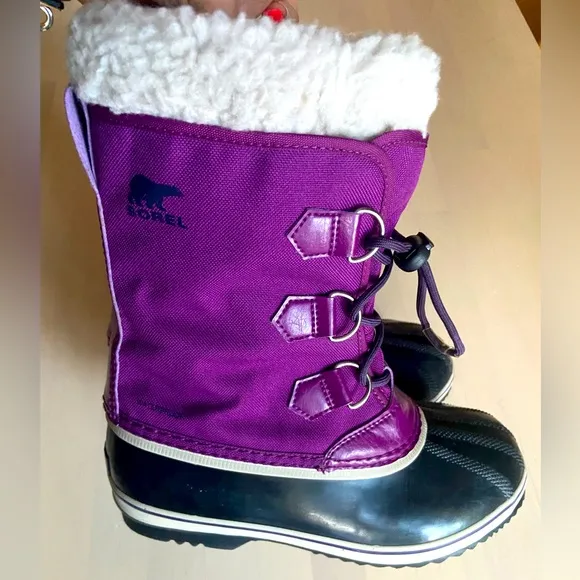 SOREL Canvas women’s printed lace up watherproof boots US 5/EU 37
