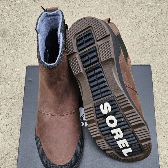 Sorel Chelsea waterproof boots Men's size 10