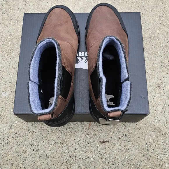 Sorel Chelsea waterproof boots Men's size 10