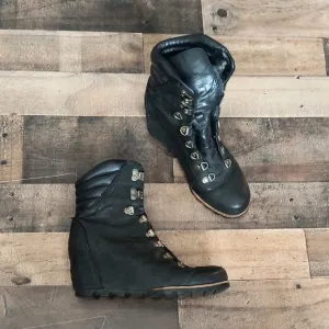 Sorel Conquest Black Leather Hidden Wedge Lace Up Boots Sz 9 Women