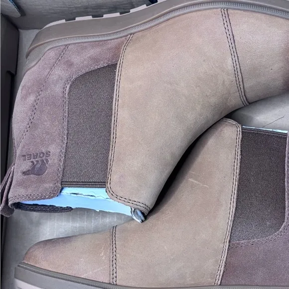 Sorel Evie™ II Chelsea Taffy/Gum 2 Size 7 B (M)