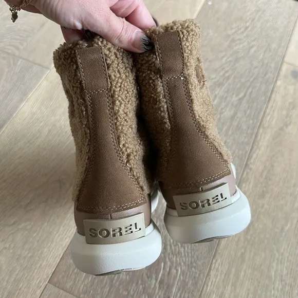Sorel Explorer II Joan Cozy Boots in Delta Fawn