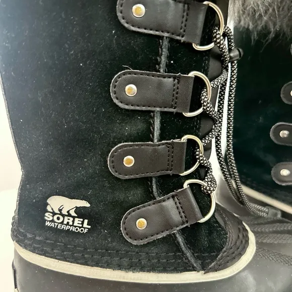 Sorel Girl’s Black Waterproof Winter Boots With Fur Trim 1 (Little girl)