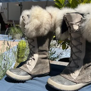 Sorel Joan of Arc rabbit fur trim, leather, waterproof woman’s sz 6, Beautiful!
