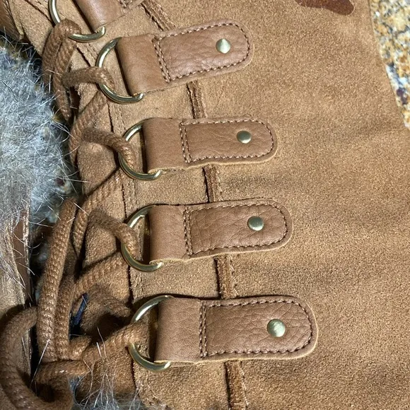 Sorel Joan of arctic boots leather and rubber like new. Women 8