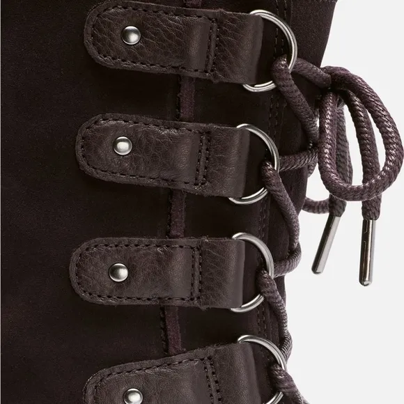 Sorel Joan of Arctic Snow Boot - like new (worn 3x)