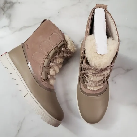 SOREL Joan Of Arctic Waterproof Snow     Boots Size 6.5 Taupe Winter