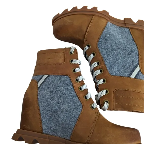 Sorel Joan of Arctic Wedge III Lexie - Waterproof Taffy/Gum...Size 8.5