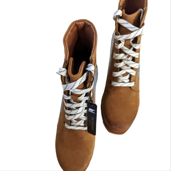 Sorel Joan of Arctic Wedge III Lexie - Waterproof Taffy/Gum...Size 8.5