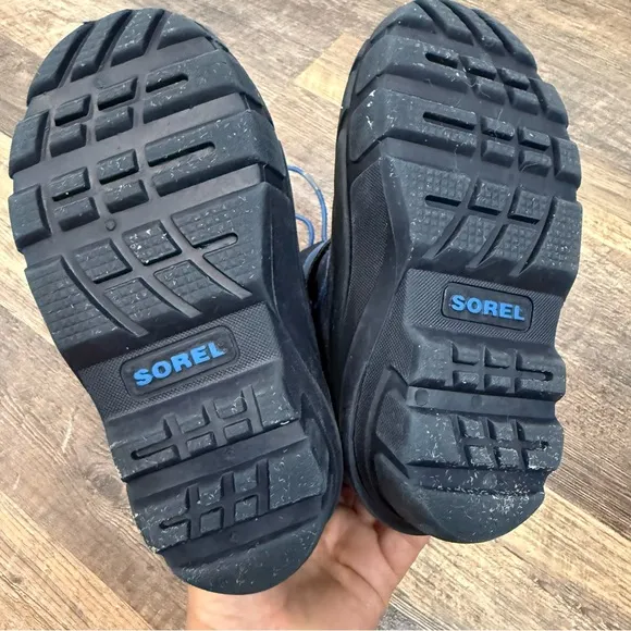 Sorel Kids Navy FlurryWaterproof Insulated Snow Boot Size 11