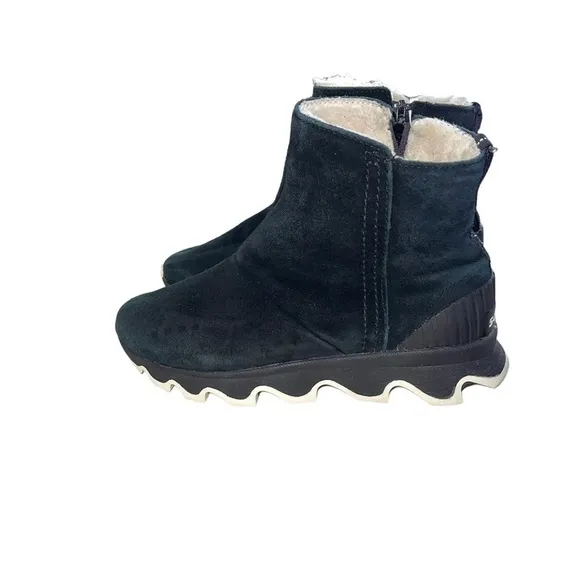 Sorel Kinetc Women Boots Size 6.5