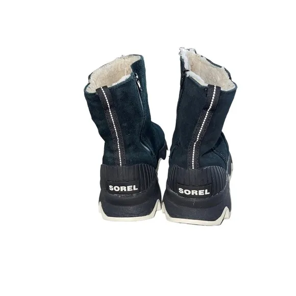 Sorel Kinetc Women Boots Size 6.5