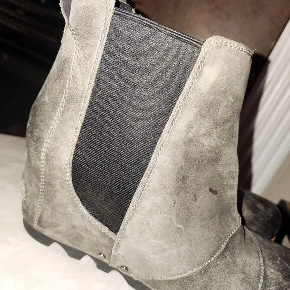 SOREL LEA Sz 10 Distressed Olive Green Leather Outdoor Snow Wedge Ankle Boots