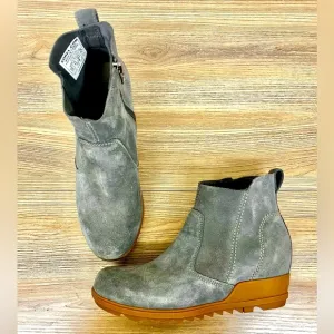 Sorel NEW Evie Waterproof Suede Wedge Booties Gray/Tan - Size 8.5