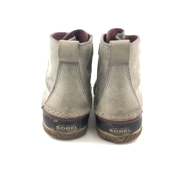 Sorel Out N About Gray Leather Ankle Rain Boots 9