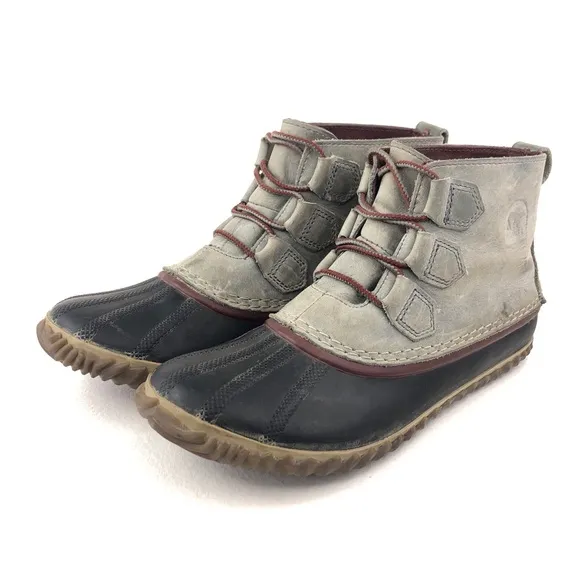 Sorel Out N About Gray Leather Ankle Rain Boots 9