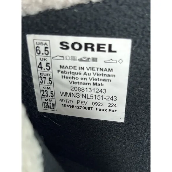 Sorel Out N About III Classic Winter Duck Boots Tan Suede Black Rubber 6.5