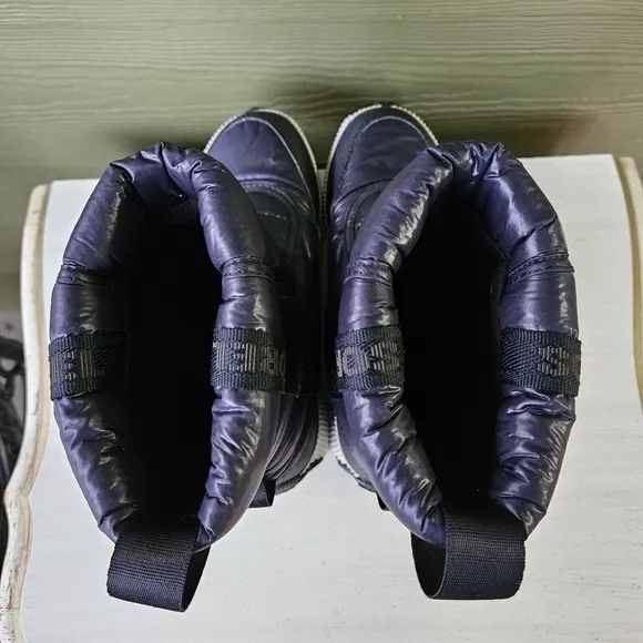 SOREL Out’ N About Puffy Mid WATERPROOF Blue Black boots USA size 7.5 EU 38.5