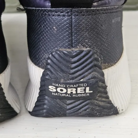 SOREL Out’ N About Puffy Mid WATERPROOF Blue Black boots USA size 7.5 EU 38.5