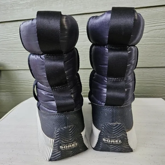 SOREL Out’ N About Puffy Mid WATERPROOF Blue Black boots USA size 7.5 EU 38.5