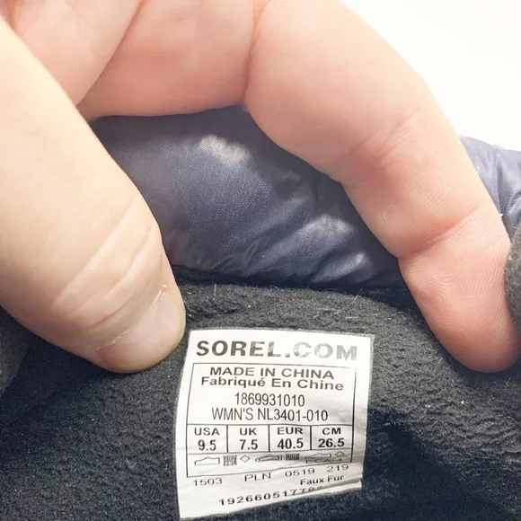 SOREL Out N About Puffy NL3401 Navy Blue Snow Boots Women’s Size 9.5