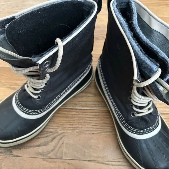 SOREL PREMIUM 1964 CVS SHELL BOOT Size 8 Waterproof