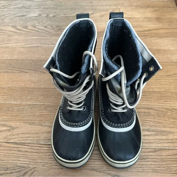 SOREL PREMIUM 1964 CVS SHELL BOOT Size 8 Waterproof