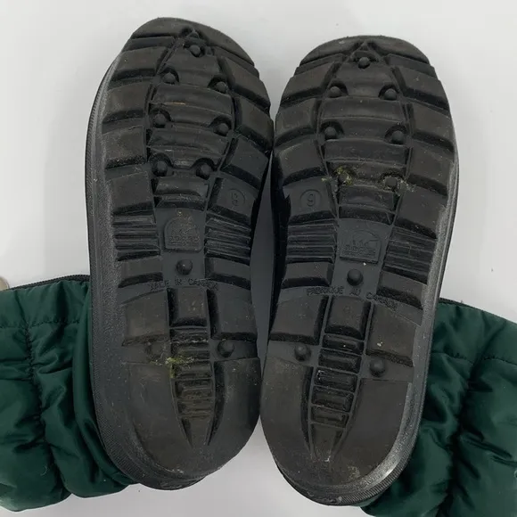 Sorel puffer winter ankle boots hunter green zipper black traction sole women 9