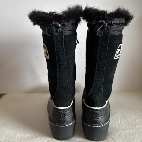 Sorel tall suede lace up boots