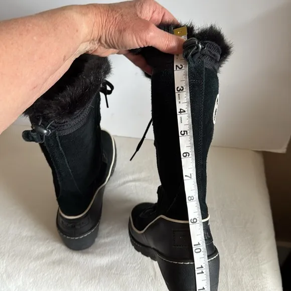 Sorel tall suede lace up boots
