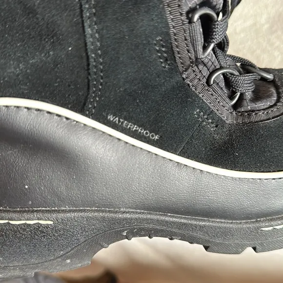 Sorel tall suede lace up boots