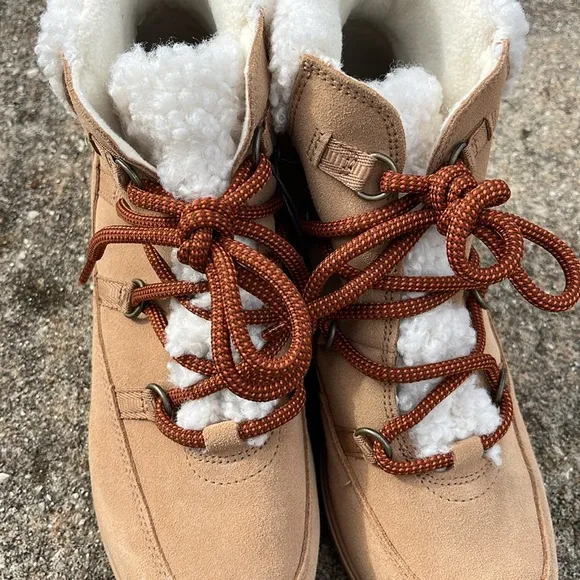Sorel Tan suede wedge winter lace up boot waterproof new