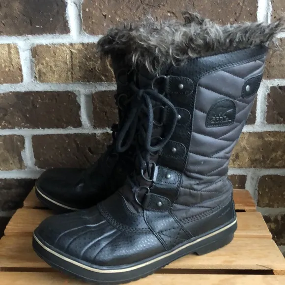 Sorel Tofino II Black Winter Boots