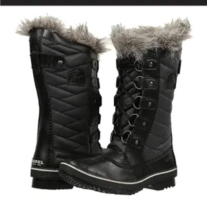 Sorel Tofino II Black Winter Boots