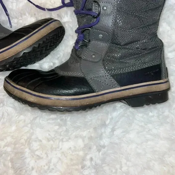 Sorel Tofino II Boots Women Size 8.5  NL2333-078 Gray Winter Faux Fur