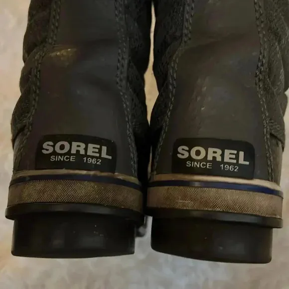 Sorel Tofino II Boots Women Size 8.5  NL2333-078 Gray Winter Faux Fur
