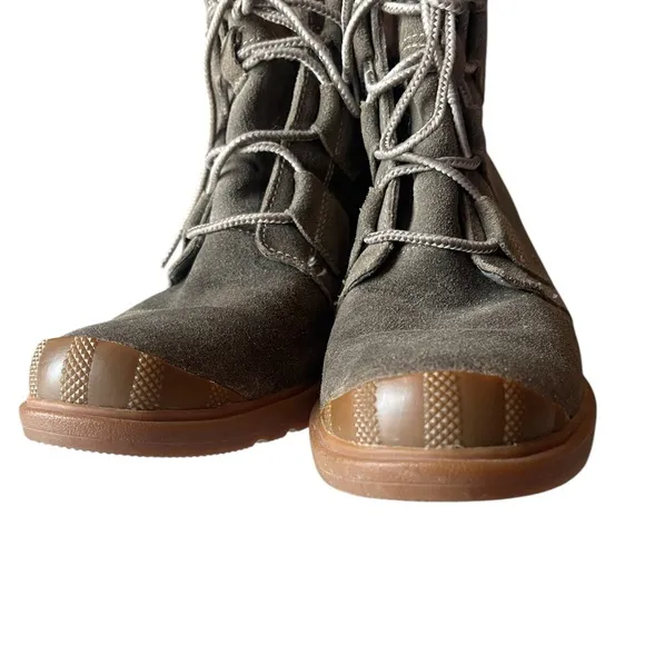 Sorel Toronto Boots Green Suede Lace Up Wedge Ankle Booties Waterproof Women 8.5